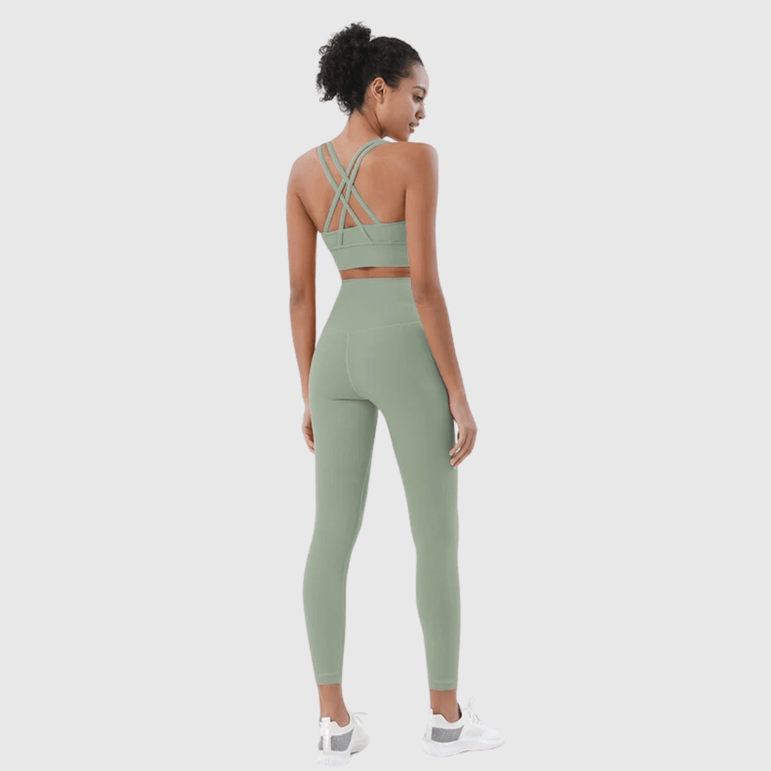 Get Active in Style: High-Waisted Spandex Leggings & Sports Bra Set! 🔥